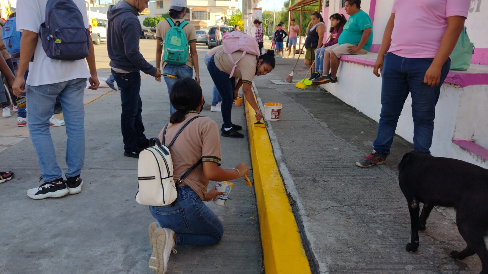 Jornada de limpieza en el malecón de Gutiérrez Zamora
