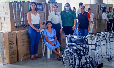Chontla: Entrega de aparatos funcionales para familias de Veracruz Norte