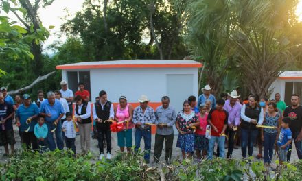 Destaca Alcalde de Chontla mejora de vivienda en Mala Gana