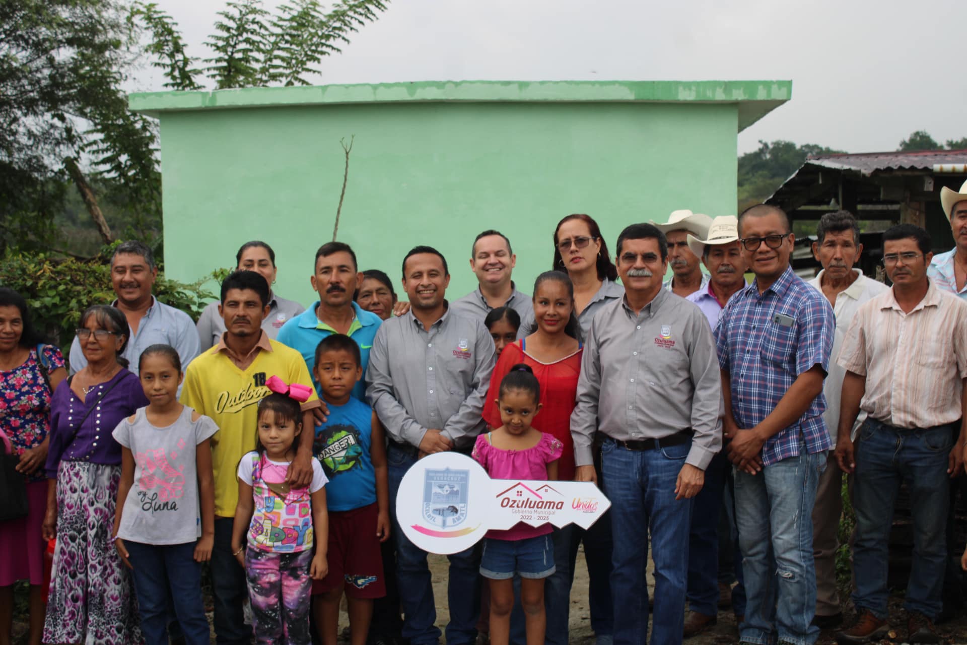 Ozuluama: Histórica inauguración de 13 cuartos dormitorios en Punta Loma Alta y El Manantial