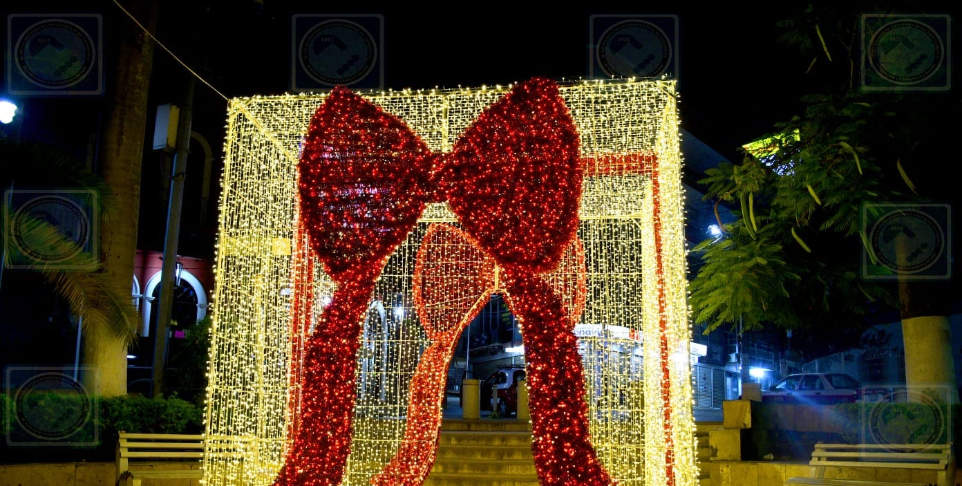 Tantoyuca: Visten la ciudad con gran brillo, colorido e iluminación ante celebraciones decembrinas