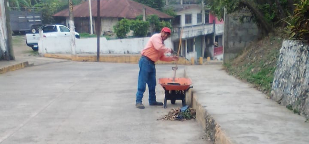 Ozuluama: Actividades de limpiezas en la cabecera municipal