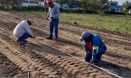 Ozuluama: Avances en la cancha y techumbre de usos múltiples en Cucharas