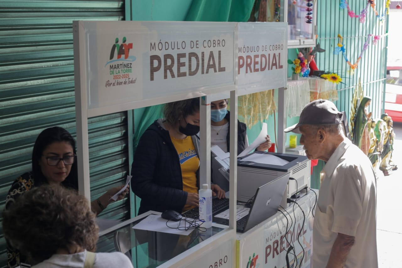 Con módulos, el Ayuntamiento de Martínez de la Torre facilita y agiliza pago del impuesto predial