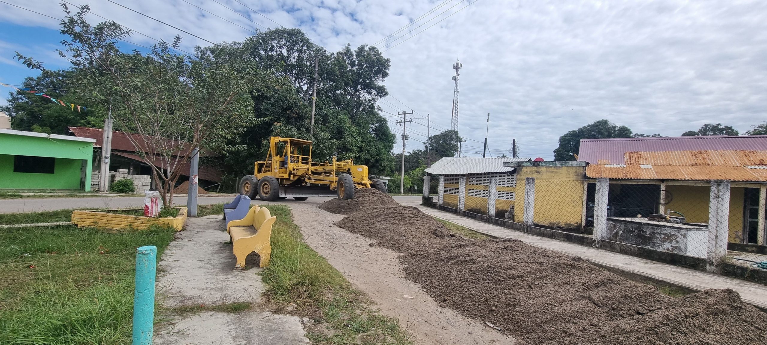Ozuluama: Trabajos de rehabilitación de las calles de La Laja