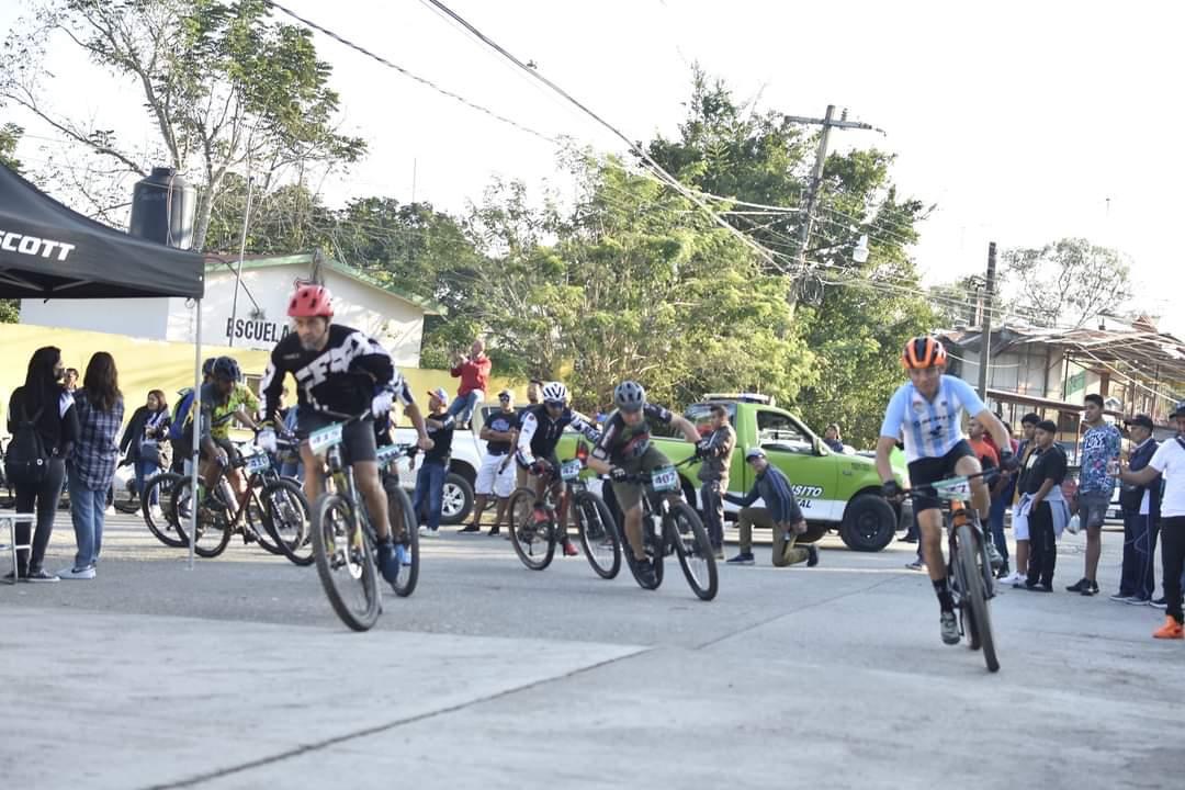 ¡Tihuatlán más Fuerte y Digno en Deporte!!