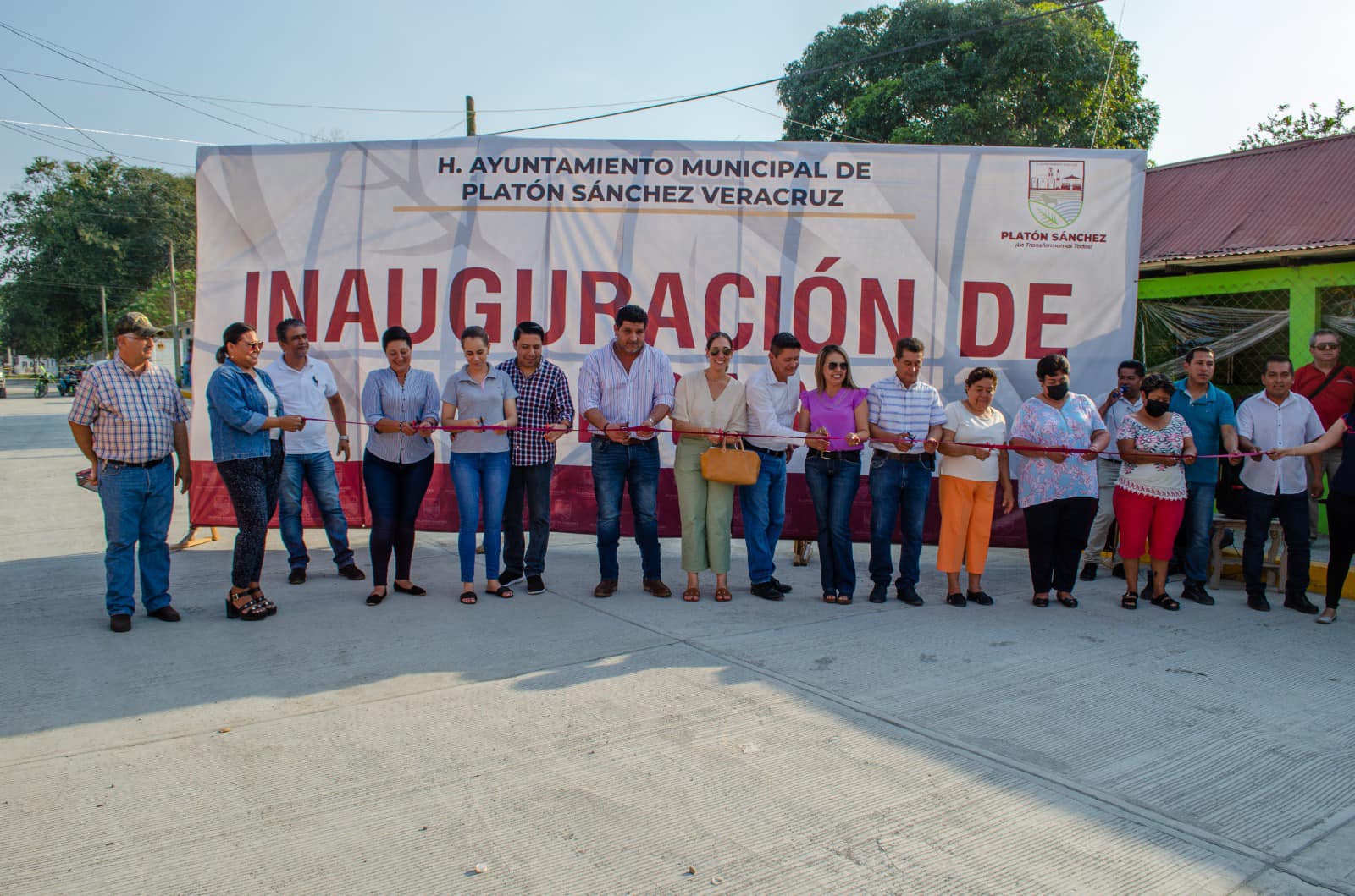 Platón Sánchez: Ampliación de pavimento hidráulico en la calle Doctor Landero y Coss
