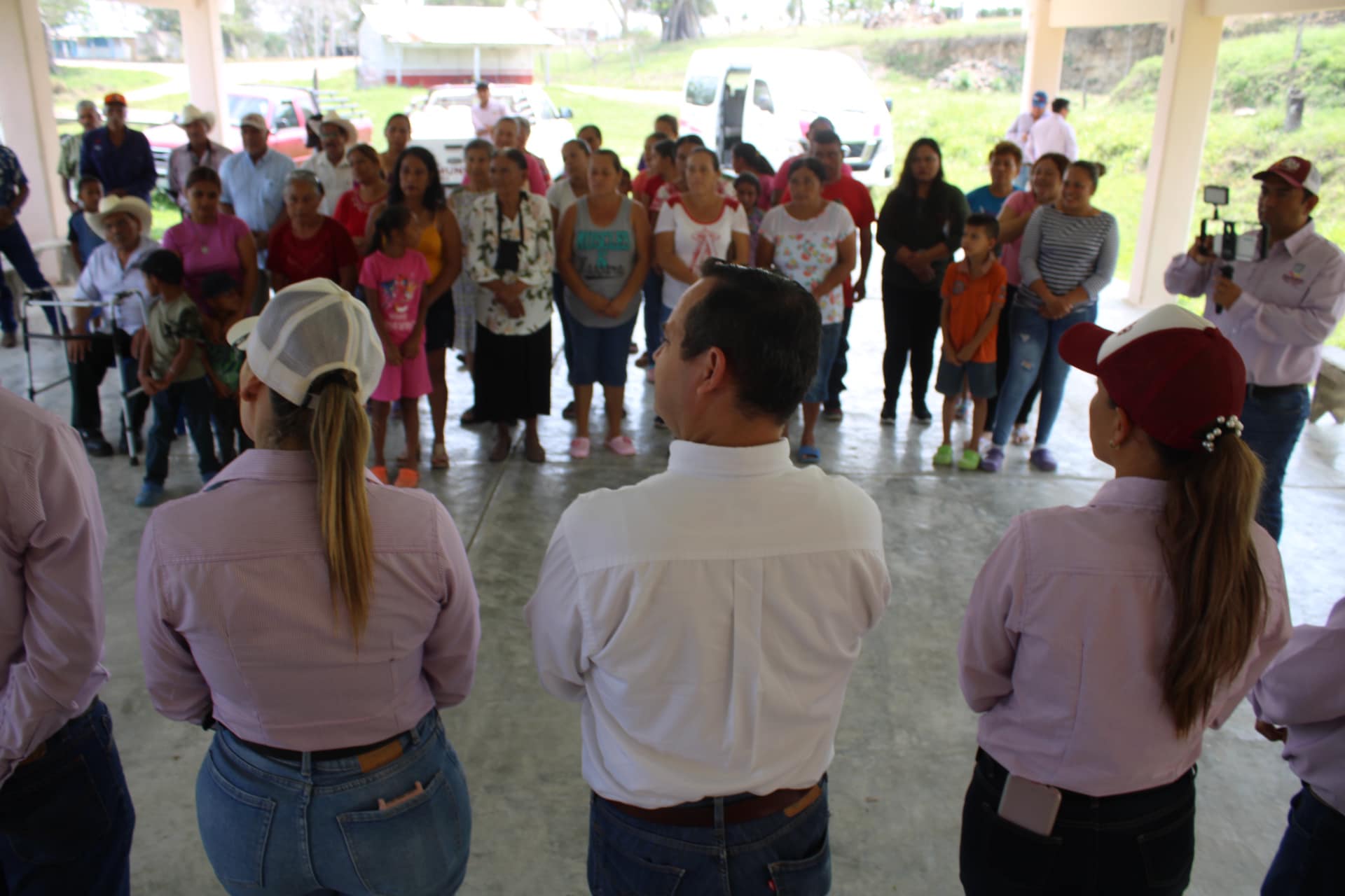 Ozuluama: Apoyo de emergencia alimentario en Los Zavales