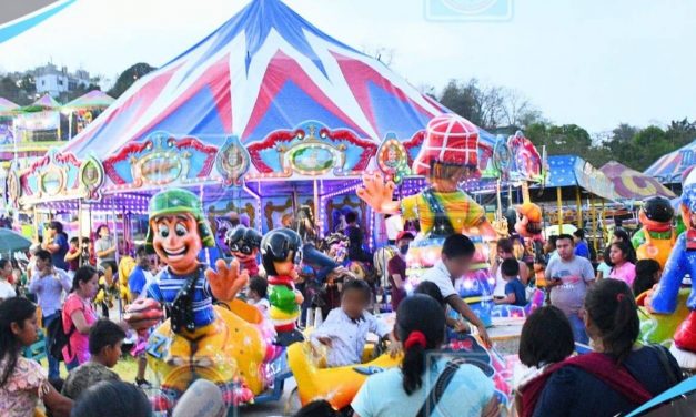 Pequeños se divierten a lo grande en EXPO FERIA TANTOYUCA 2023