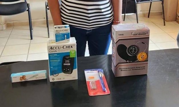 Ozuluama: Apoyo a la salud entregado a Paso Real