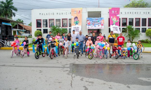 Platón Sánchez: Competencia como parte de la celebración por el Día del Niño