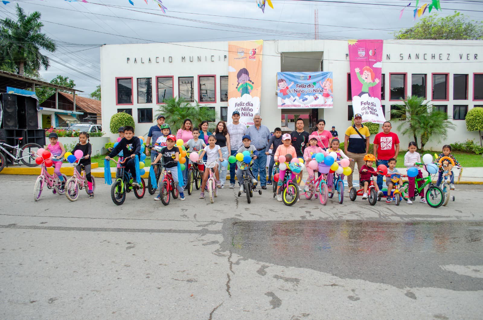 Platón Sánchez: Competencia como parte de la celebración por el Día del Niño