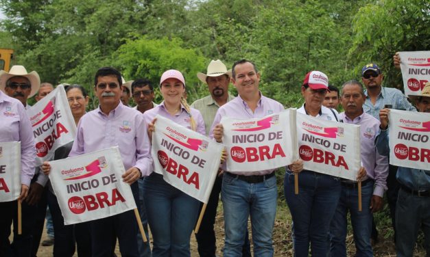 Ozuluama: Banderazo del camino los pinos al mercado