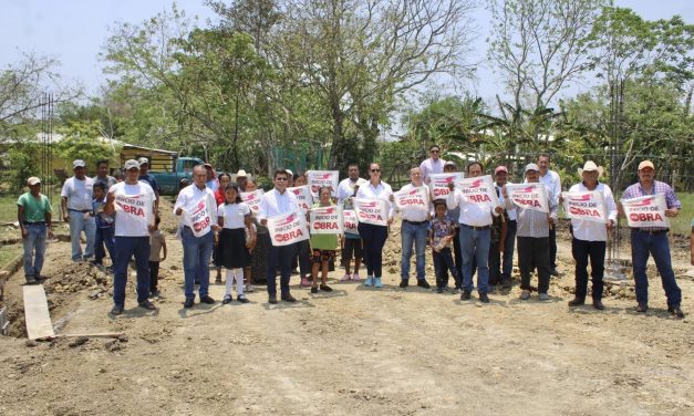 Ozuluama: Banderazo de la galera pública en frontera
