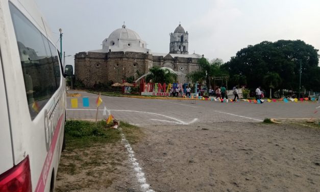 Ozuluama: Traslados para la salud y a concurso educativo