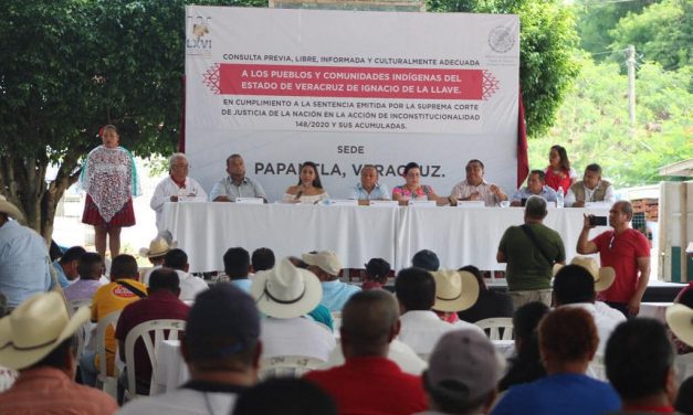 Coatzintla: Participa alcalde, agentes y subagentes municipales en foro legislativo en Papantla