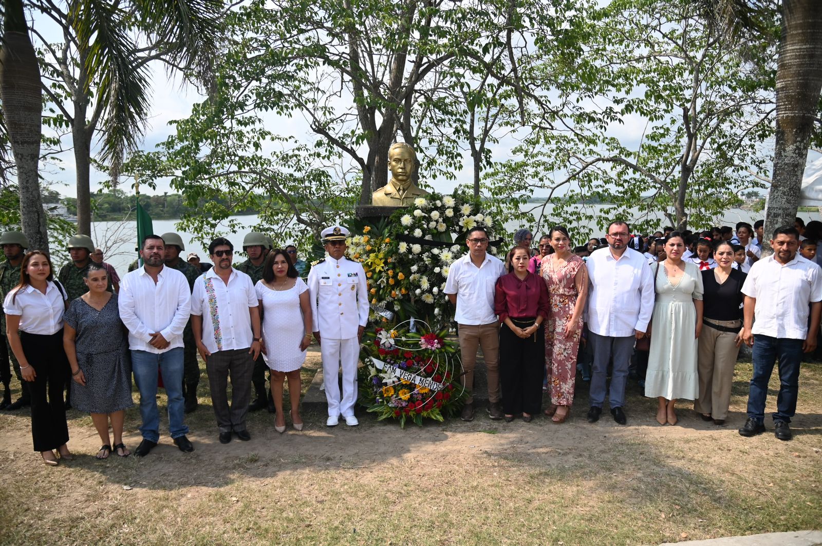 Tuxpan: Realizan ceremonia por el 78 aniversario luctuoso de Fausto Vega Santander