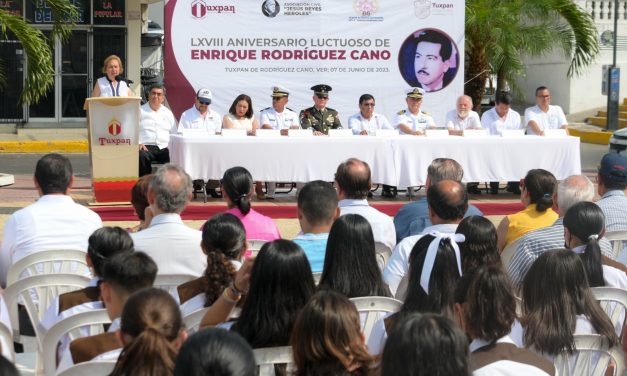 TUXPAN RECORDÓ A ENRIQUE RODRIGUEZ CANO, EN SU 68 ANIVERSARIO LUCTUOSO