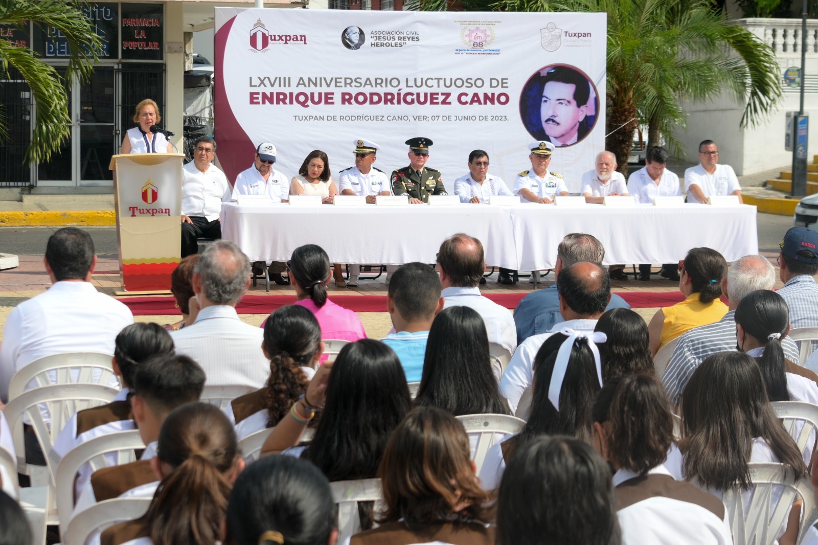 TUXPAN RECORDÓ A ENRIQUE RODRIGUEZ CANO, EN SU 68 ANIVERSARIO LUCTUOSO