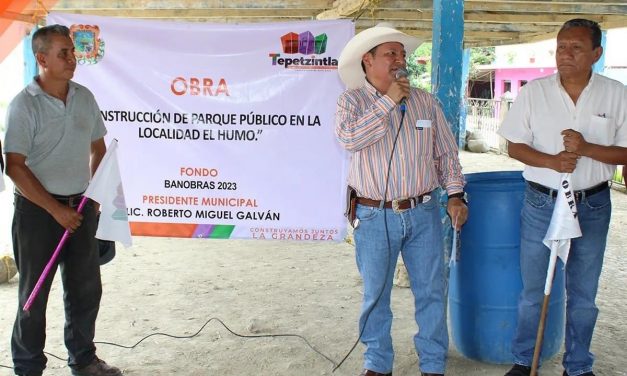 Tepetzintla: “Construcción de Parque Público en la localidad de el Humo”.