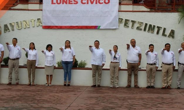 Tepetzintla: Lunes cívico