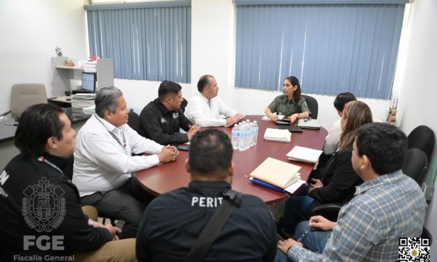 Fiscal General sostiene reunión de trabajo en la Unidad Integral de Procuración de Justicia en Poza Rica