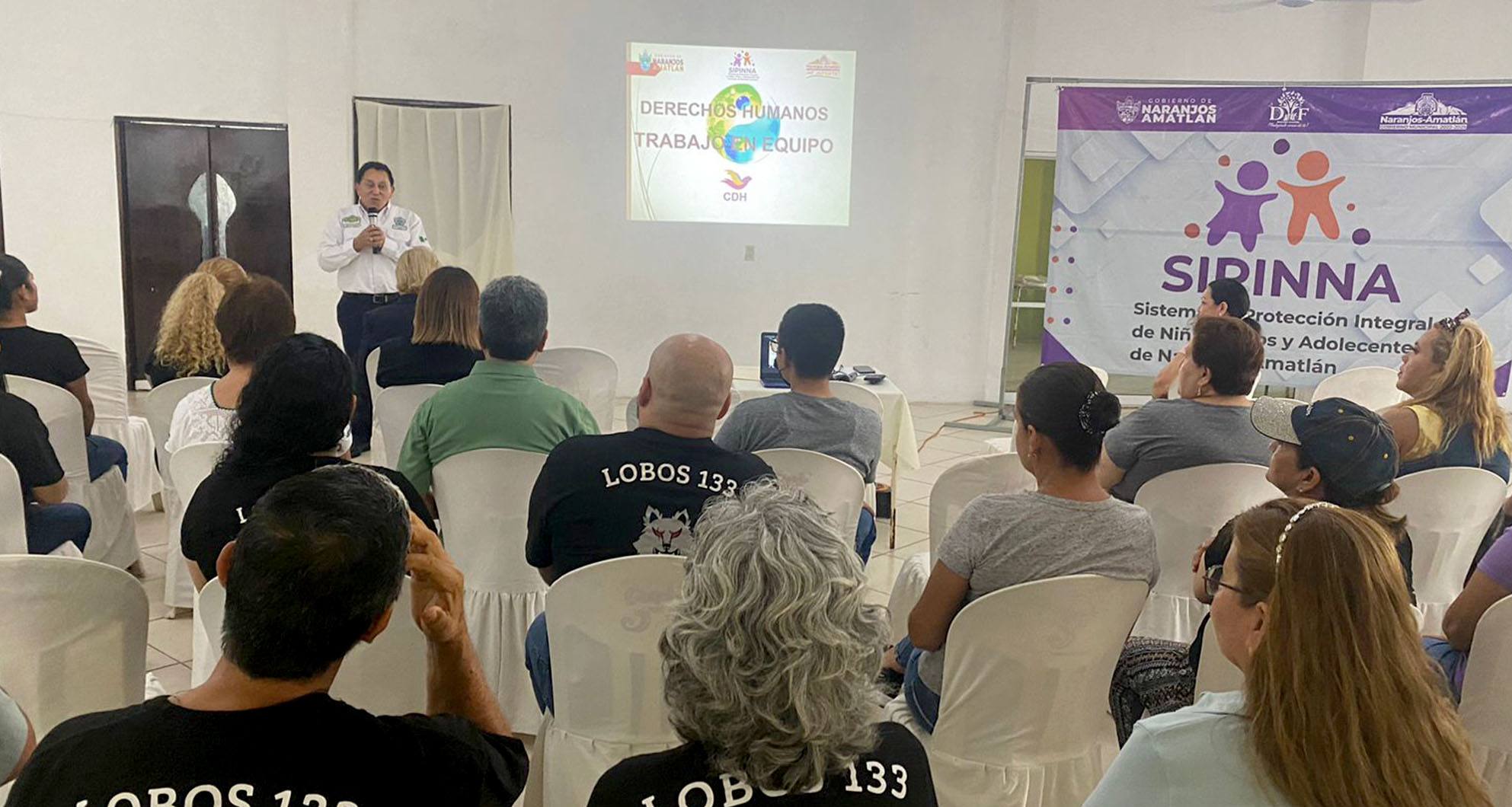Naranjos: Alcalde asiste a conferencia derechos humanos “trabajo en equipo”