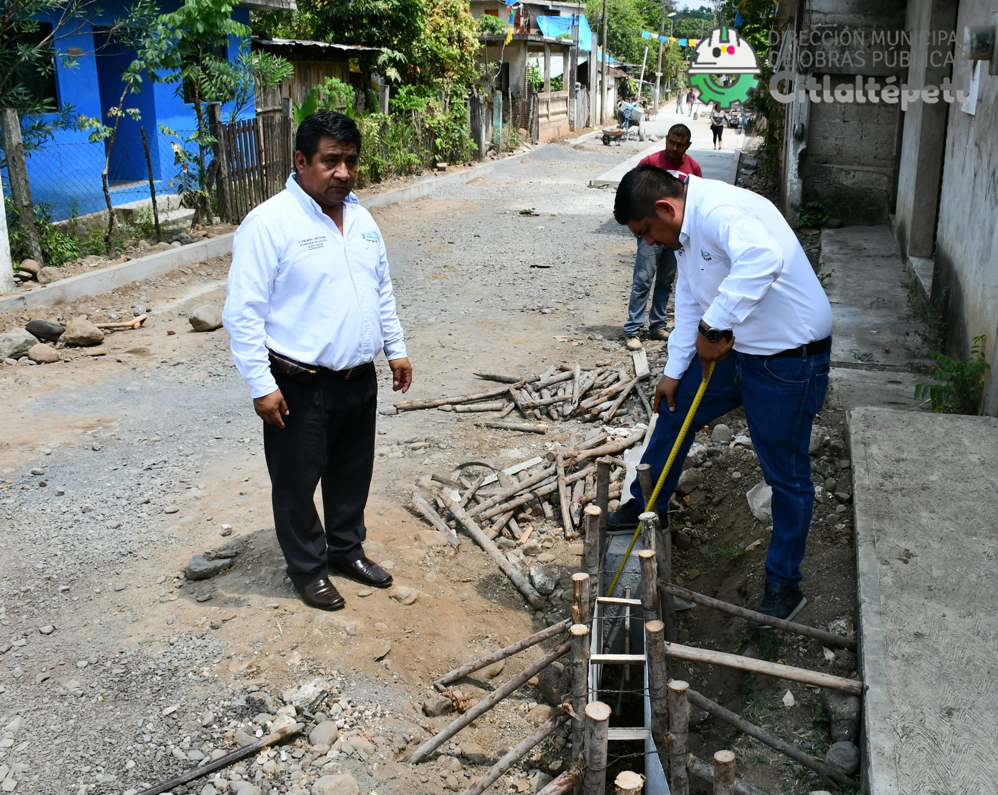 Citlaltépetl: Supervisa obra en la localidad de naranjal: alcalde Cirilo Doroteo Esteban