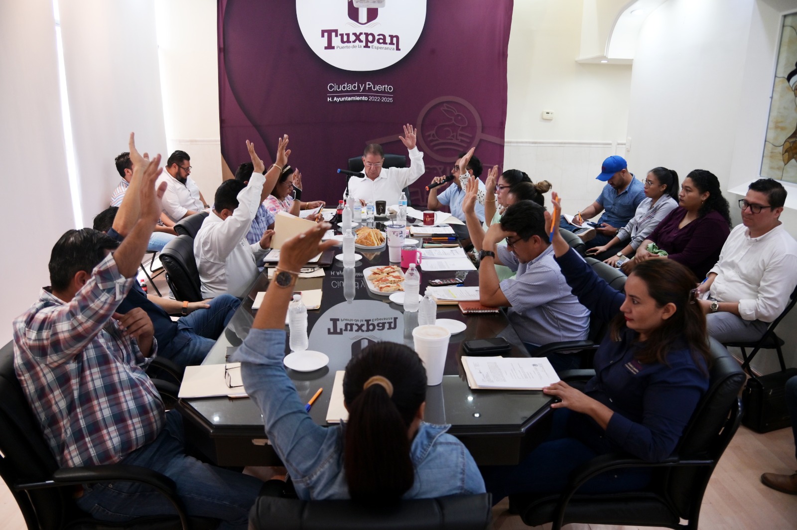 Tuxpan: En sesión ordinaria de cabildo se aprueba corte de caja del mes de julio