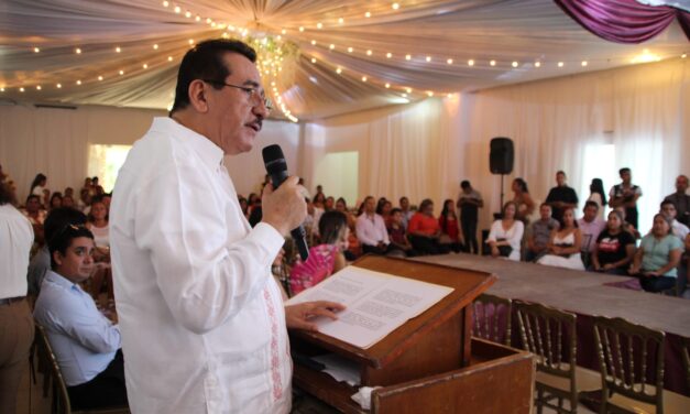 Martínez de la Torre: Encabeza Rodrigo Calderón clausura de cursos del ICATVER