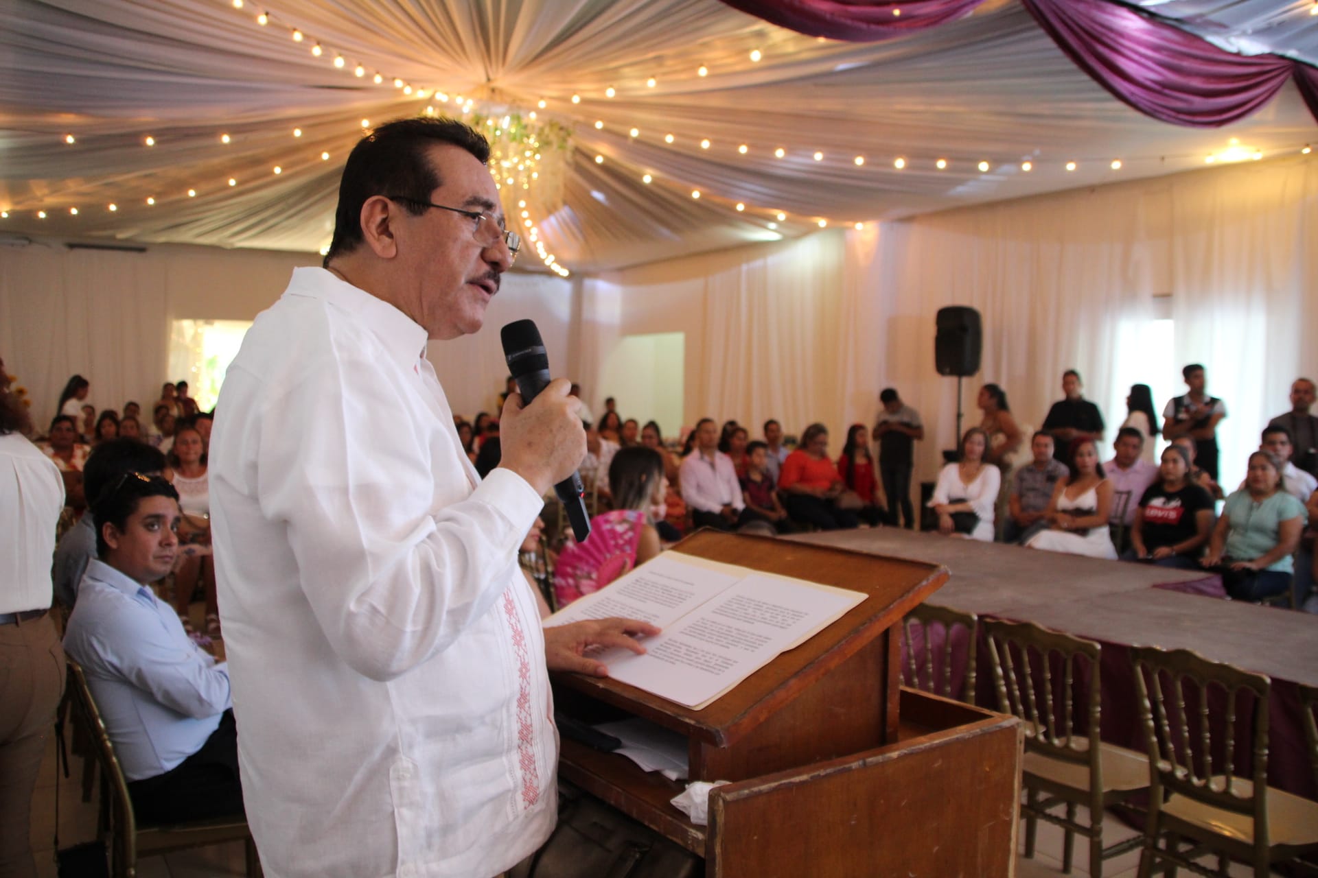 Martínez de la Torre: Encabeza Rodrigo Calderón clausura de cursos del ICATVER