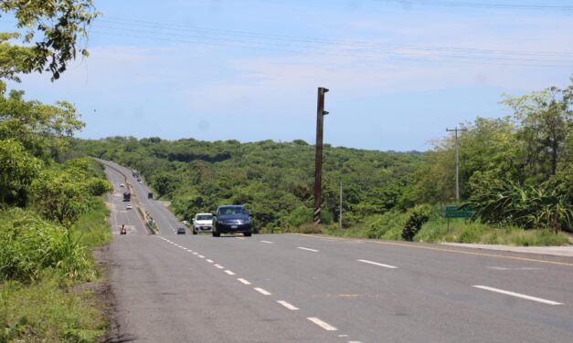 Ozuluama: Continúan los trabajos de construcción en la carretera federal México 180 tramo Ozuluama – Tampico