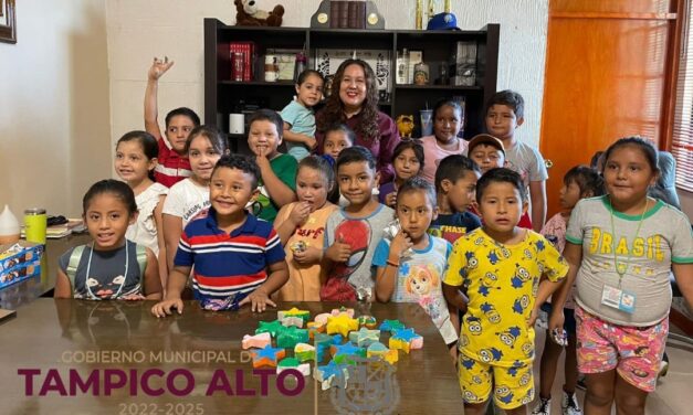 Tampico Alto: Niños del Curso de Verano visitan a la Alcaldesa Vanessa López Rangel