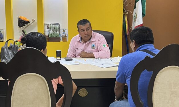 Castillo de Teayo: Alcalde C. Esteban Ávila Hernández Continúa con la Atención Ciudadana