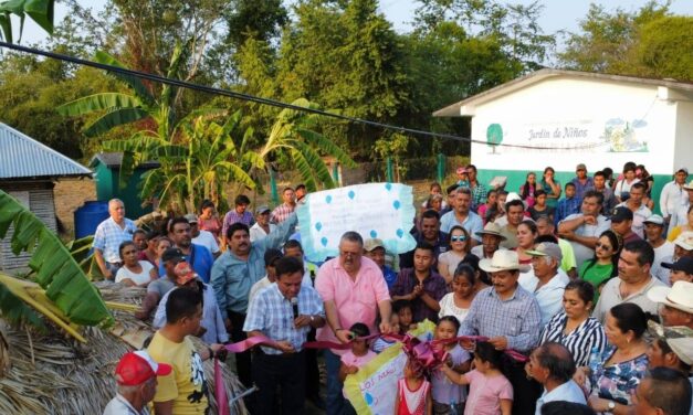 Tempoal: Inauguración de Sistema de Agua en Manantiales