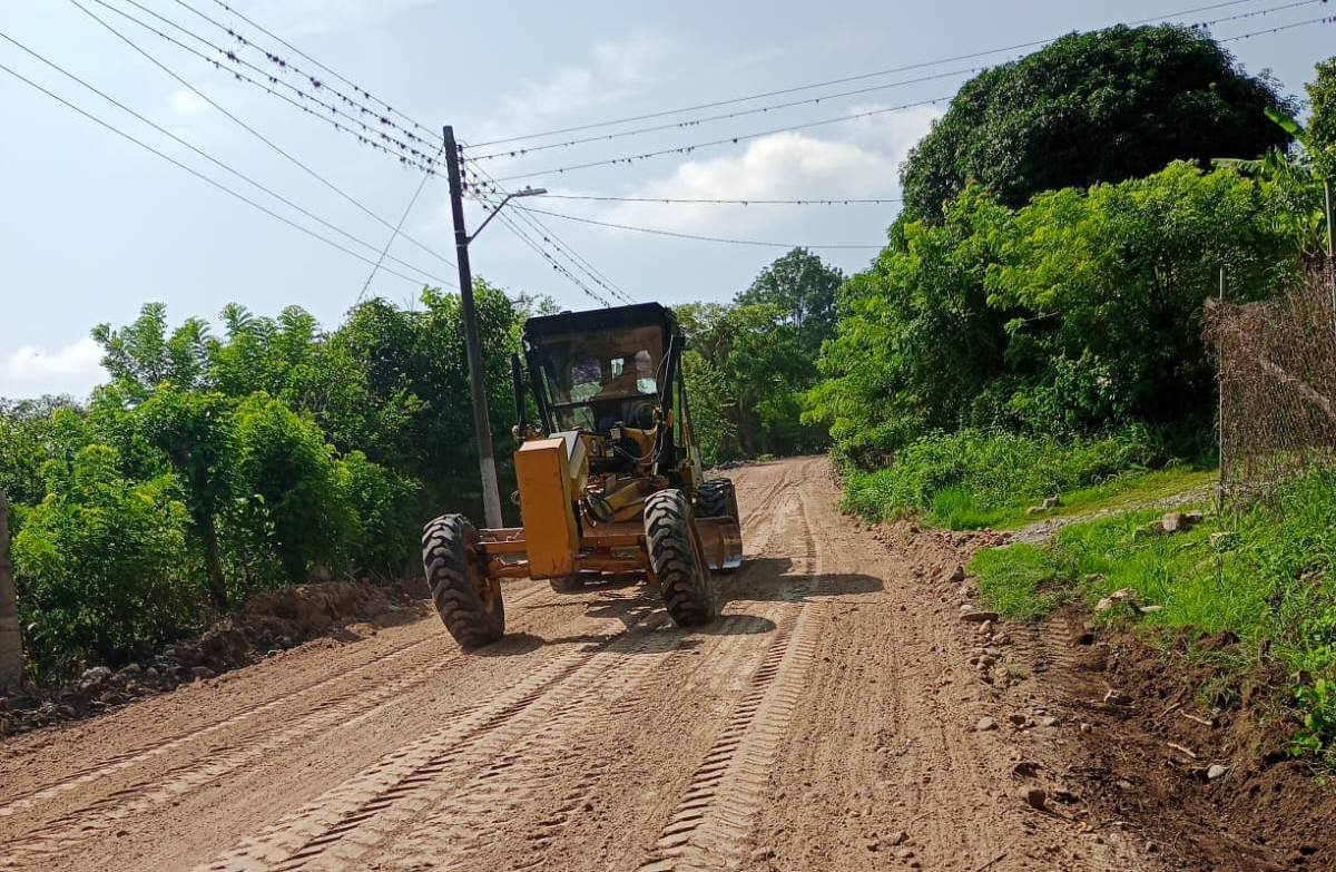 Generación de Desarrollo y Mejora de Caminos en Pueblo Viejo, Martínez de la Torre