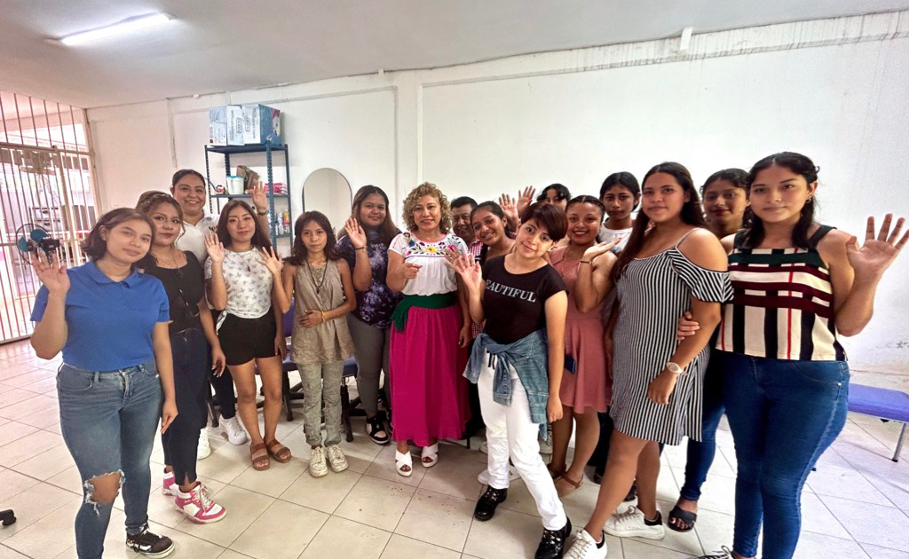 Papantla: Clausura Exitosa del Taller de Verano «Belleza Juvenil»