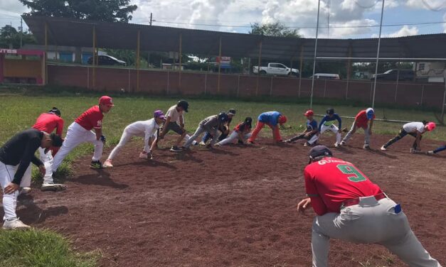 Clínicas Deportivas de Béisbol Promueven el Deporte en Ozuluama