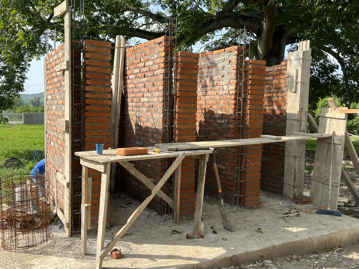 Comienza la Rehabilitación de Canchas y Espacios Multideportivos con la Construcción de Sanitarios en la Zona Urbana de Castillo de Teayo