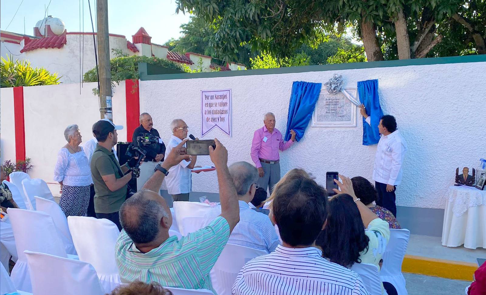 Develación de placa del primer presidente municipal de Naranjos