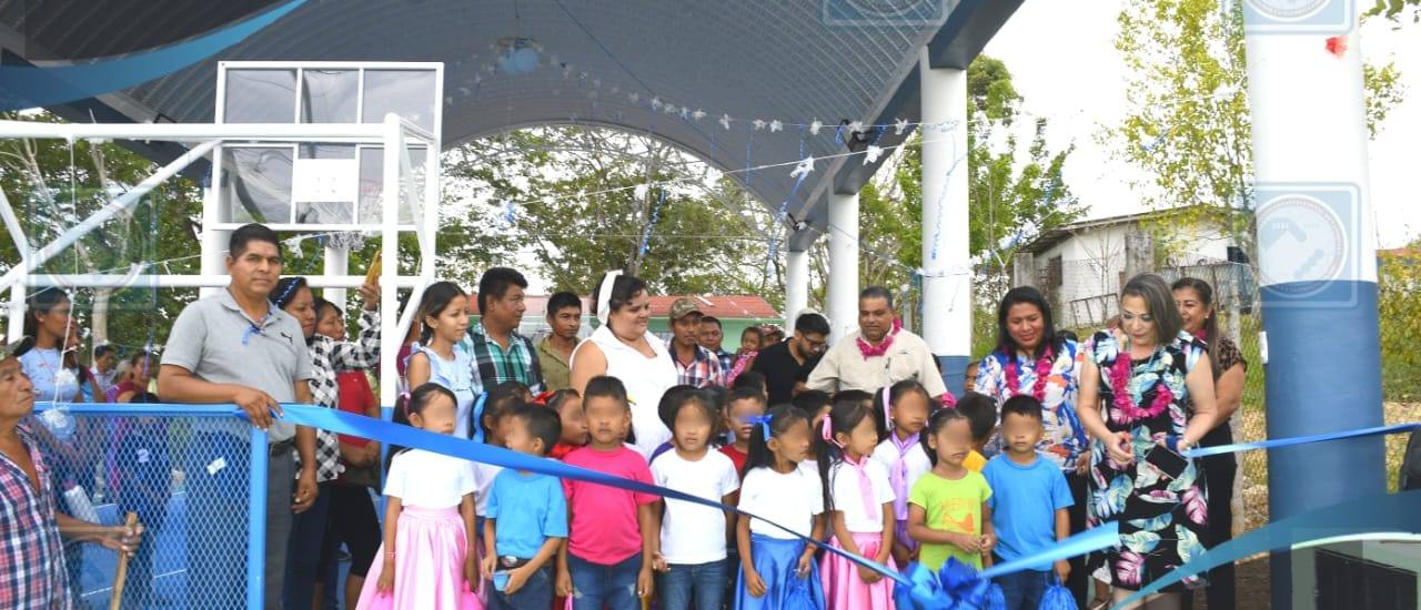 Tantoyuca: Gobierno municipal sin detener el apoyo por el BIEN COMÚN en beneficio de la Educación