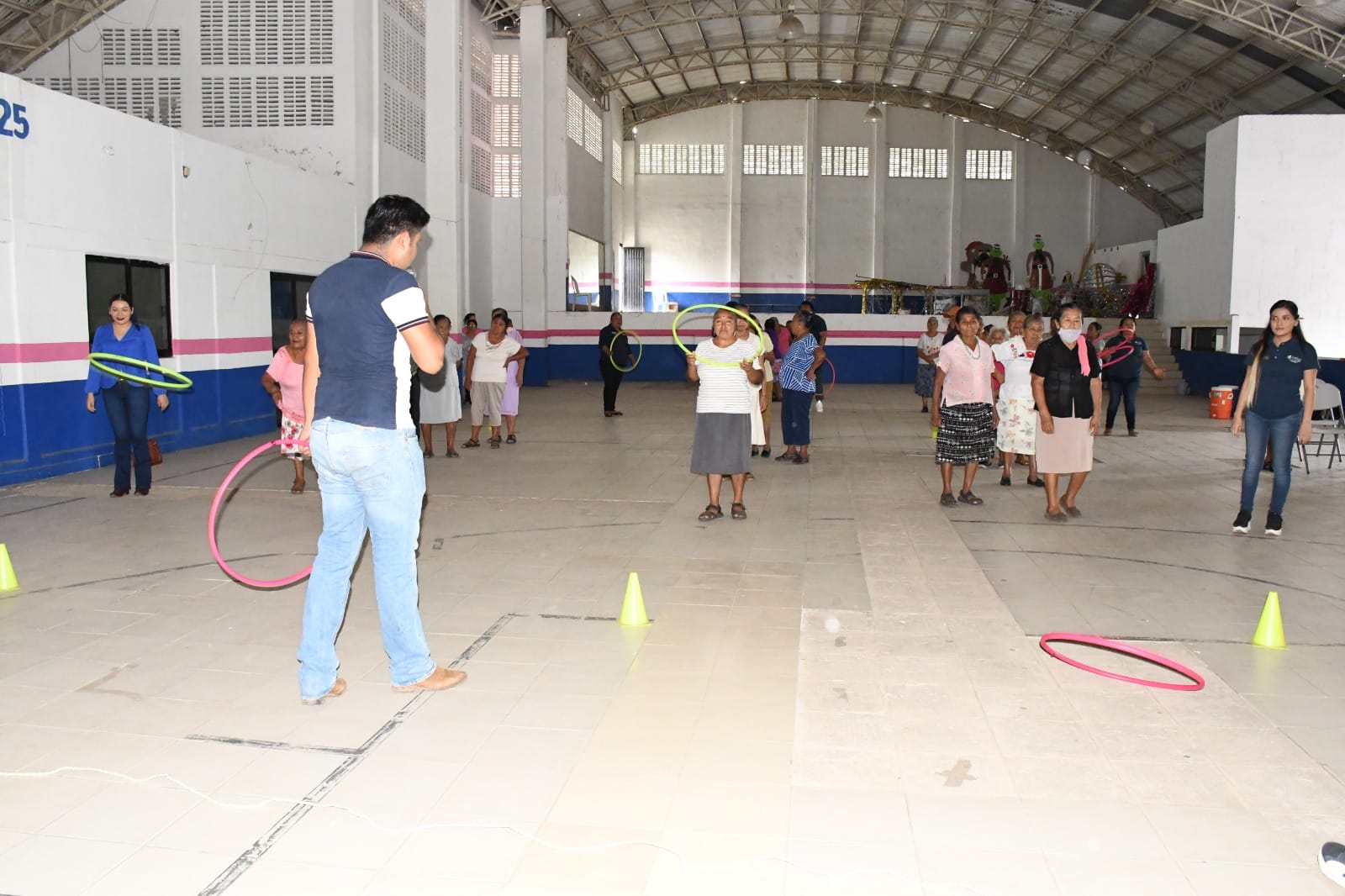 Citlaltépetl: Continúan muy entusiasmados los adultos mayores con los talleres de cantó y conservación de la semilla