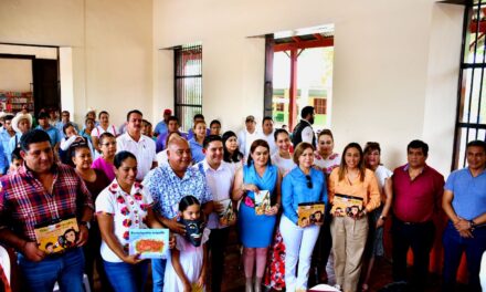 Citlaltépetl: Alcalde de Chontla Recibe al Secretario de Gobierno y Alcaldes en Jornada Cultural y de Tradición