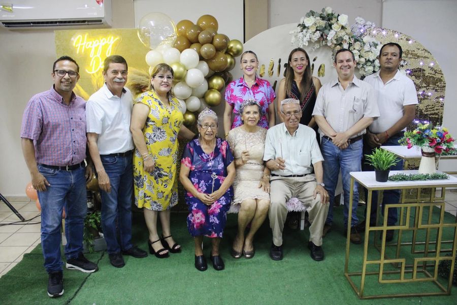 Celebrando el Día del Abuelo en Ozuluama: Reconocimiento a Nuestros Seres Queridos