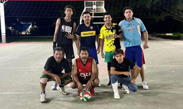 Álamo: Partidos de Voleibol en la Unidad Deportiva Mahuiltitlán