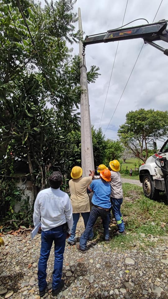 Cazones: Banderazo de Inicio de obra «Ampliación de Electrificación»
