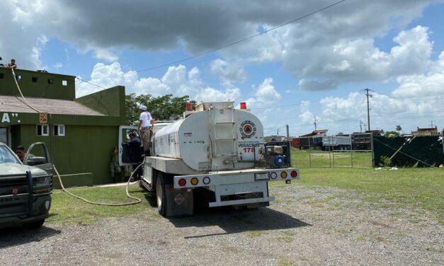 Ozuluama: Suministro de Agua en la Cabecera Municipal a través de Pipa
