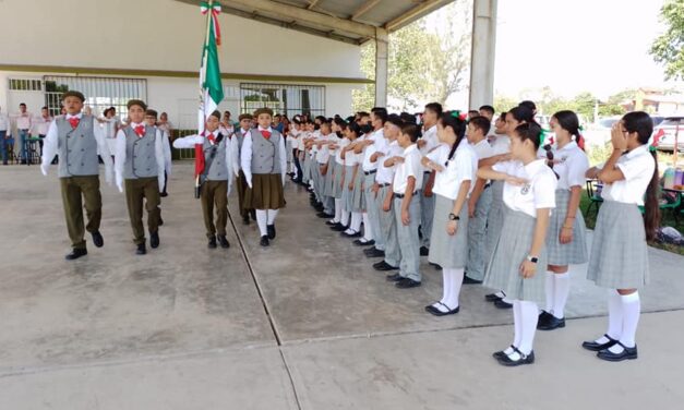 Ozuluama: Inicio del Ciclo Escolar 2023-2024 en la Telesecundaria Ejército Mexicano de Alto de Moralito