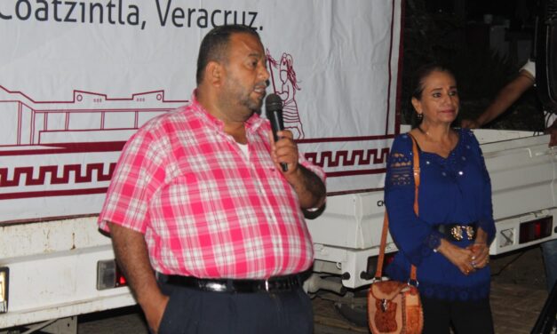 Coatzintla: Entregan obra en la comunidad de Escolín de Olarte ante beneplácito de vecinos