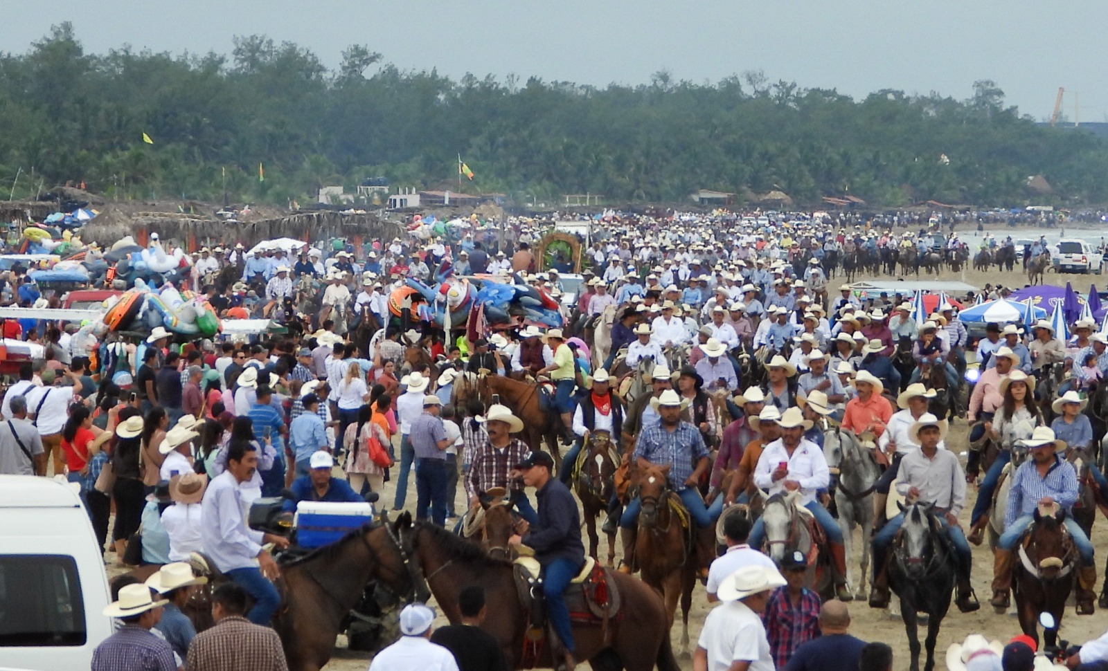 Tuxpan: Espectacular la cabalgata en honor a Nuestra Señora de la Asunción